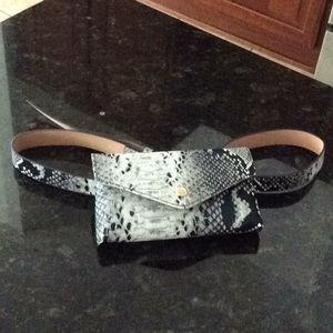 Fanny pack